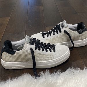 P448 Sneakers size 40EU